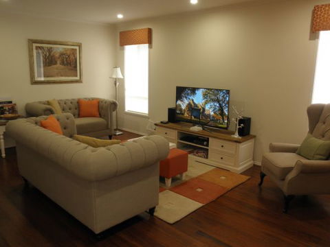 C&C's Bed And Breakfast - Surfers Gold Coast 7