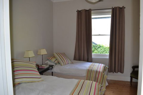 Clifden Cottage - Surfers Gold Coast 5