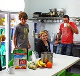 Adelaide Backpackers Inn - Surfers Gold Coast