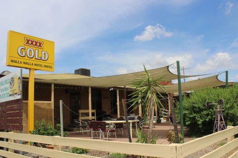 Walla Walla Hotel Motel - Surfers Gold Coast 0