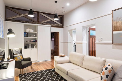 102 On Strath - Surfers Gold Coast 3