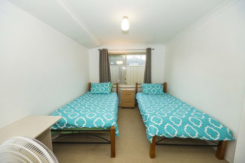 Alpha Homestay - Surfers Gold Coast 2