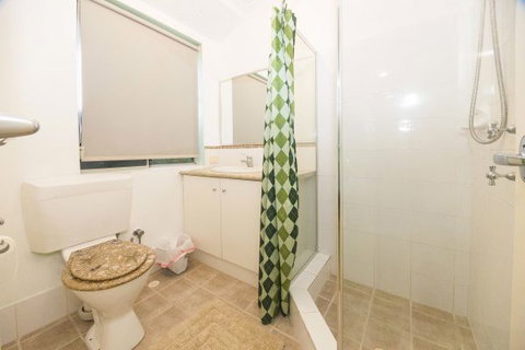 Alpha Homestay - Surfers Gold Coast 5