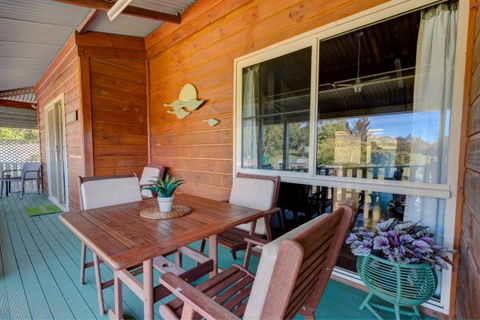 All About Me Bed And Breakfast - Surfers Gold Coast 5