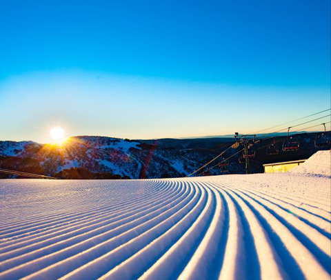 Arrabri Ski Club Hotham - Surfers Gold Coast 3