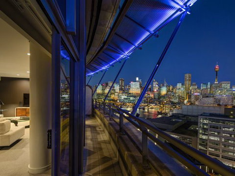 Astral Tower And Residences At The Star - Surfers Gold Coast 8