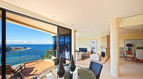 Bay View - Surfers Gold Coast 3