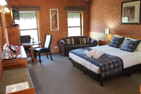 Bakery Hill Motel - Surfers Gold Coast 5