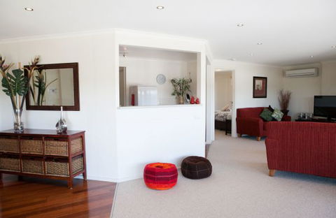 C-Deck Beach House Apartment - Surfers Gold Coast 5