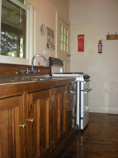 Cottages Of Mt. Dandenong - Surfers Gold Coast 2