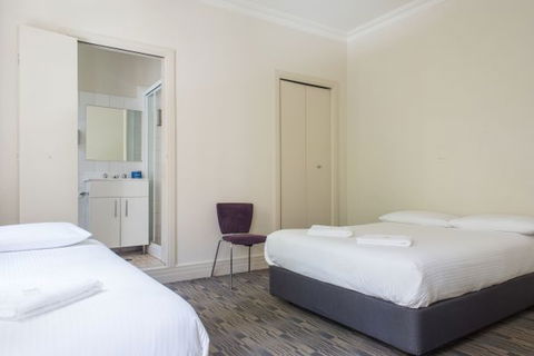 Criterion Hotel Sydney - Surfers Gold Coast 3
