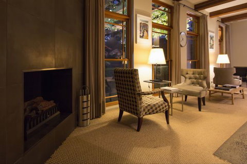 De Russie Boutique Hotel Orange - Surfers Gold Coast 2