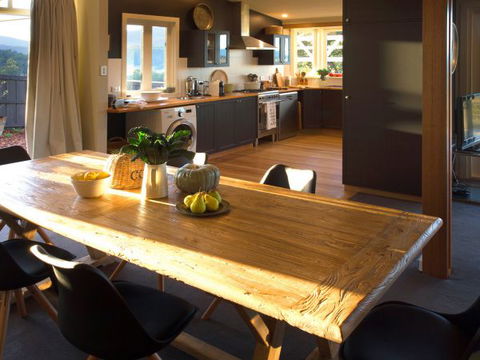 Frenchman's River - The Helmsman's House - Surfers Gold Coast 4