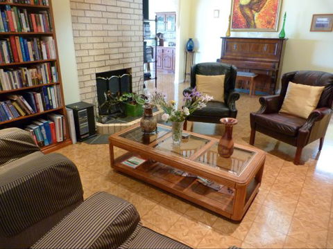 Grovely House Bed And Breakfast - Surfers Gold Coast 3