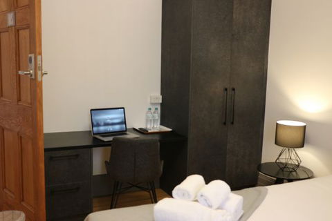 Guildford Hotel - Surfers Gold Coast 5