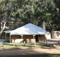 Hughes Park Cottage  Weddings - Surfers Gold Coast