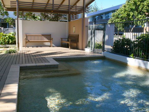 Indigo Blue Beachfront Holiday Apartments - Surfers Gold Coast 7