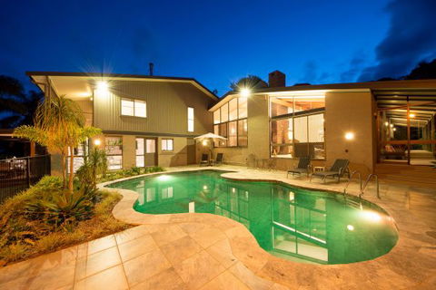 Just Heaven Mountain Retreat - Surfers Gold Coast 1
