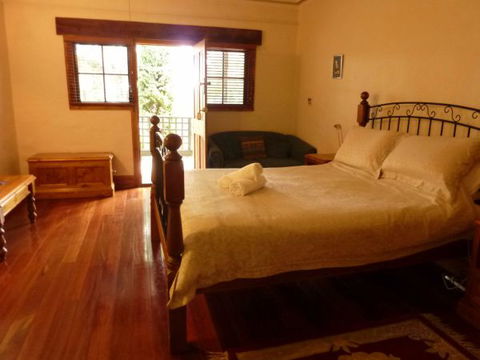 Kaesler Cottages - Surfers Gold Coast 1