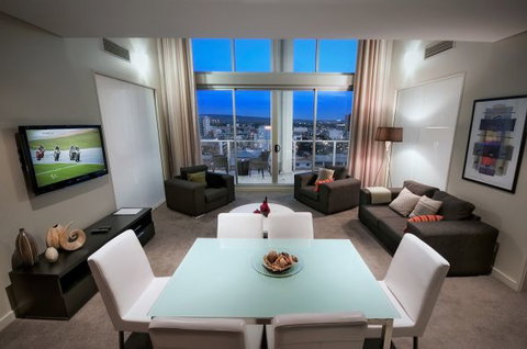 La Loft Apartments - Surfers Gold Coast 1