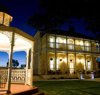 Rose Eden House at Goolwa - Surfers Gold Coast