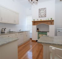 The Provincial Bed  Breakfast - Surfers Gold Coast