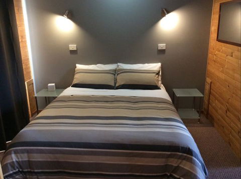 Mole Creek Cabins - Surfers Gold Coast 4