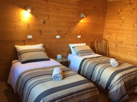 Mole Creek Cabins - Surfers Gold Coast 6