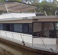 Murray Downs Marina Houseboats - Surfers Gold Coast