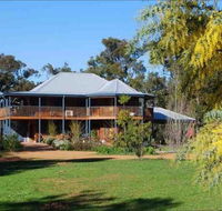 Riverwood Retreat - Surfers Gold Coast