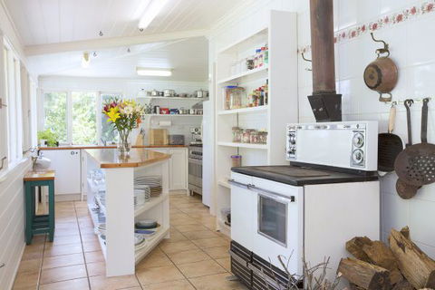 Sefton Cottage - Surfers Gold Coast 5