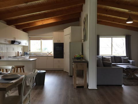 Swagman Homestead At Stockman's Ridge Wines - Surfers Gold Coast 0
