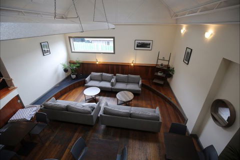 The Nook Backpackers - Surfers Gold Coast 0