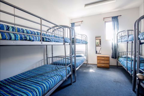 The Nook Backpackers - Surfers Gold Coast 7