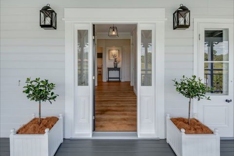The Farmhouse Eumundi - Surfers Gold Coast 1