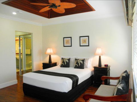 Villa Beach - Surfers Gold Coast 3