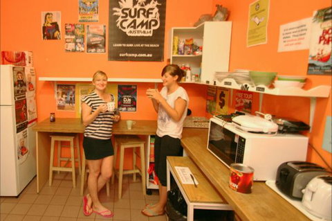 Zing! Backpackers Hostel - Surfers Gold Coast 4