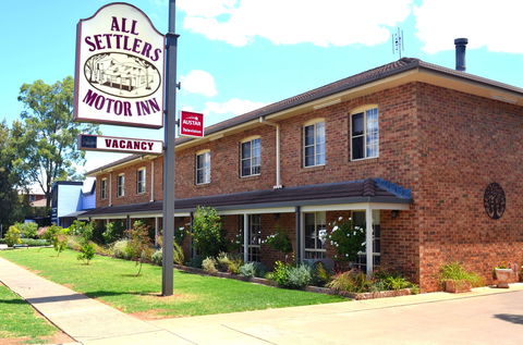 All Settlers Motor Inn - Surfers Gold Coast 0