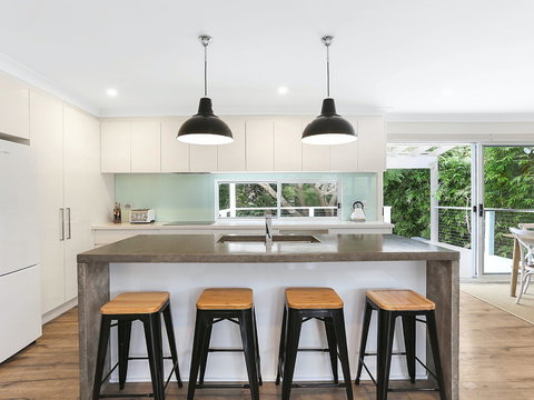 Amalfi Beach House - Surfers Gold Coast 1