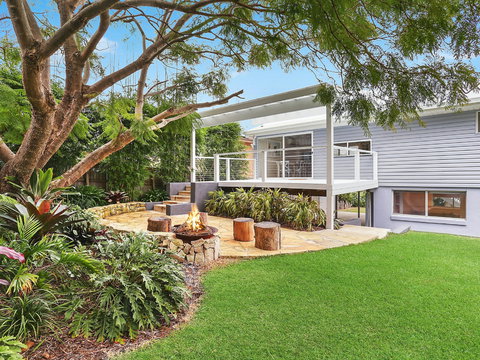 Amalfi Beach House - Surfers Gold Coast 2