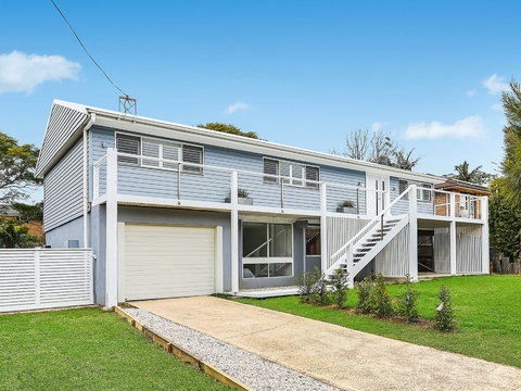 Amalfi Beach House - Surfers Gold Coast 9