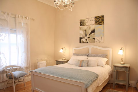 Azalea Cedar-Rose Villa - Surfers Gold Coast 2