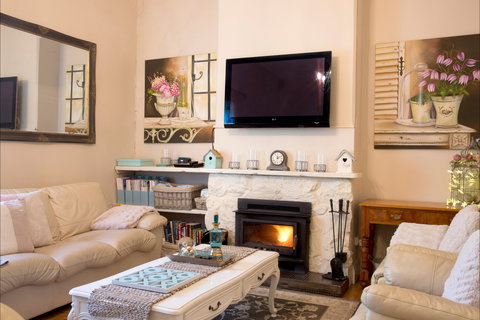 Azalea Cedar-Rose Villa - Surfers Gold Coast 4