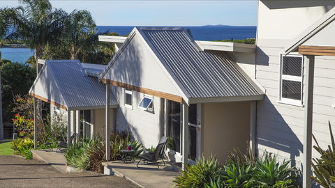 Blue Pacific Holiday Units - Surfers Gold Coast 0