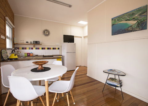 Blue Pacific Holiday Units - Surfers Gold Coast 5