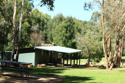 Blue Range Hut - Surfers Gold Coast 0