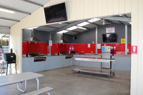 Ceduna Foreshore Caravan Park - Surfers Gold Coast 4