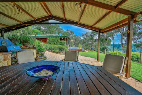 Coach House Hill Cottage - Surfers Gold Coast 5