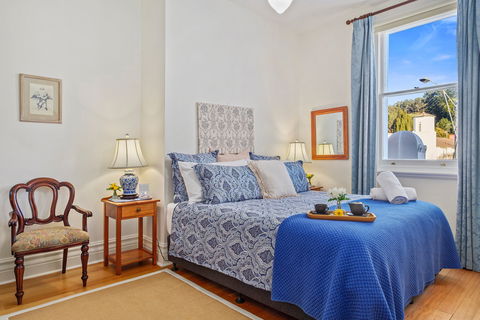 Cygnet Old Bank B&B - Surfers Gold Coast 3