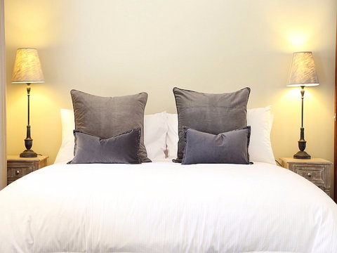 Degen Estate - Surfers Gold Coast 0